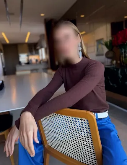 Agata, 39