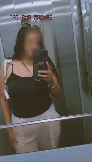 Evie, 30