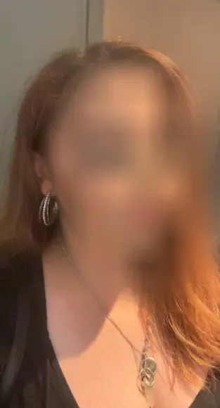 Lucy, 24