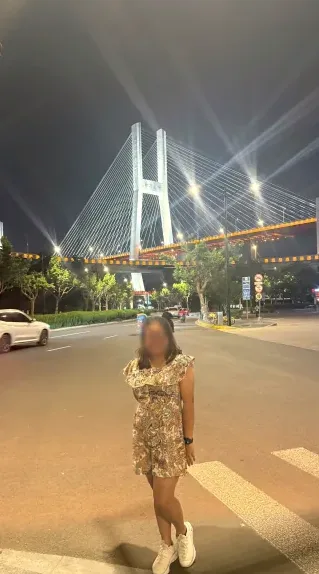 Natalia, 34