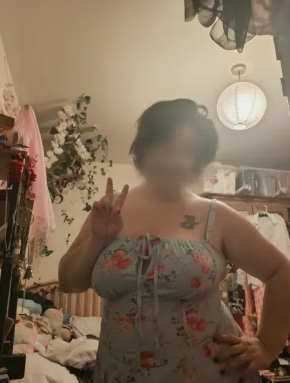 Salma, 39